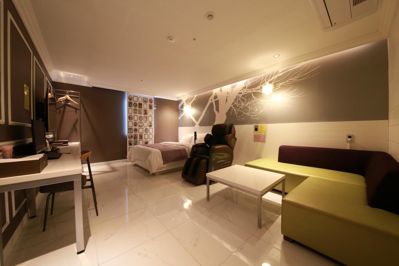 Gram Hotel Namyangju Zewnętrze zdjęcie
